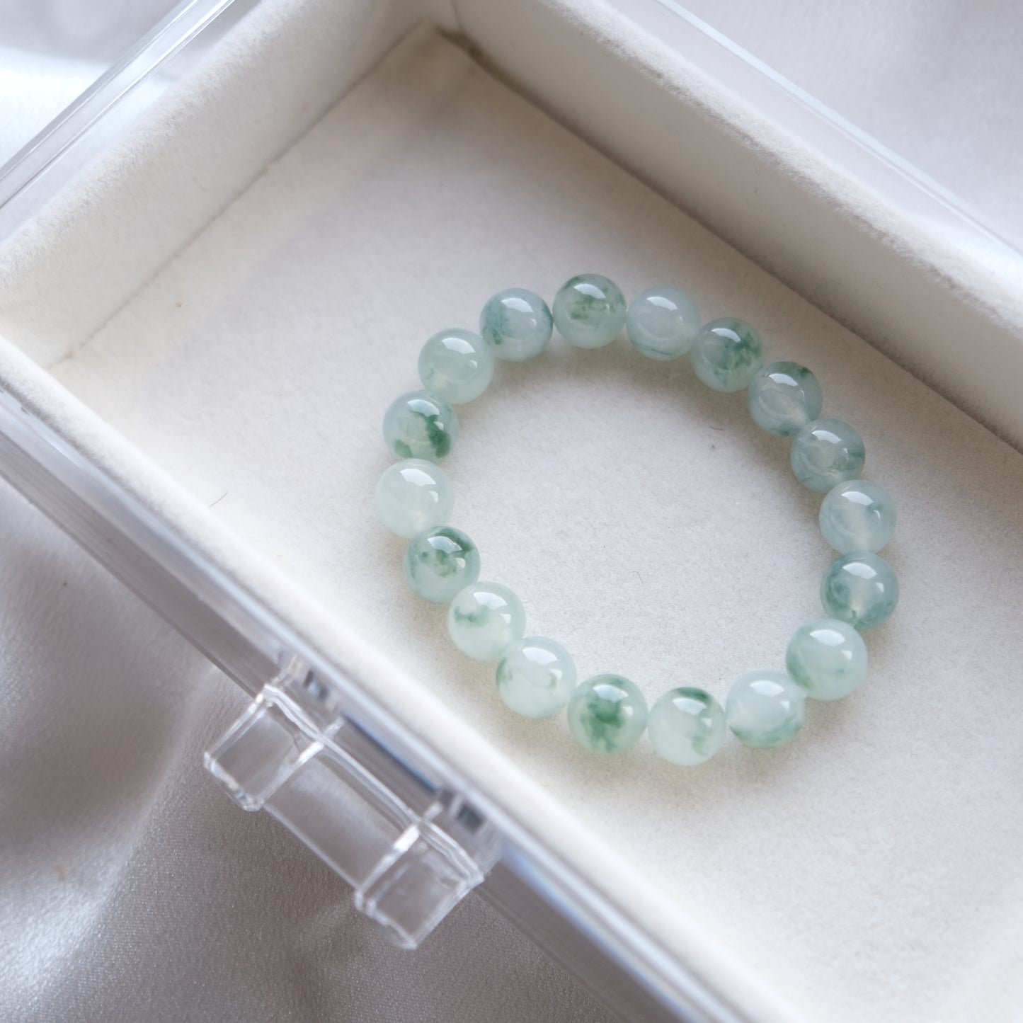 Floating Jade Mist Talisman